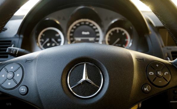 Daimler plant in Russland ein Werk zur Herstellung von Mercedes-Benz Pkws