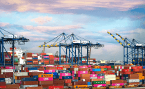 Containerknappheit: Frachtkosten auf Kurs zum Rekordhoch