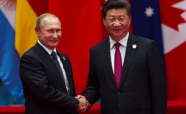 Vertiefung der bilateralen Beziehungen zwischen Russland und China